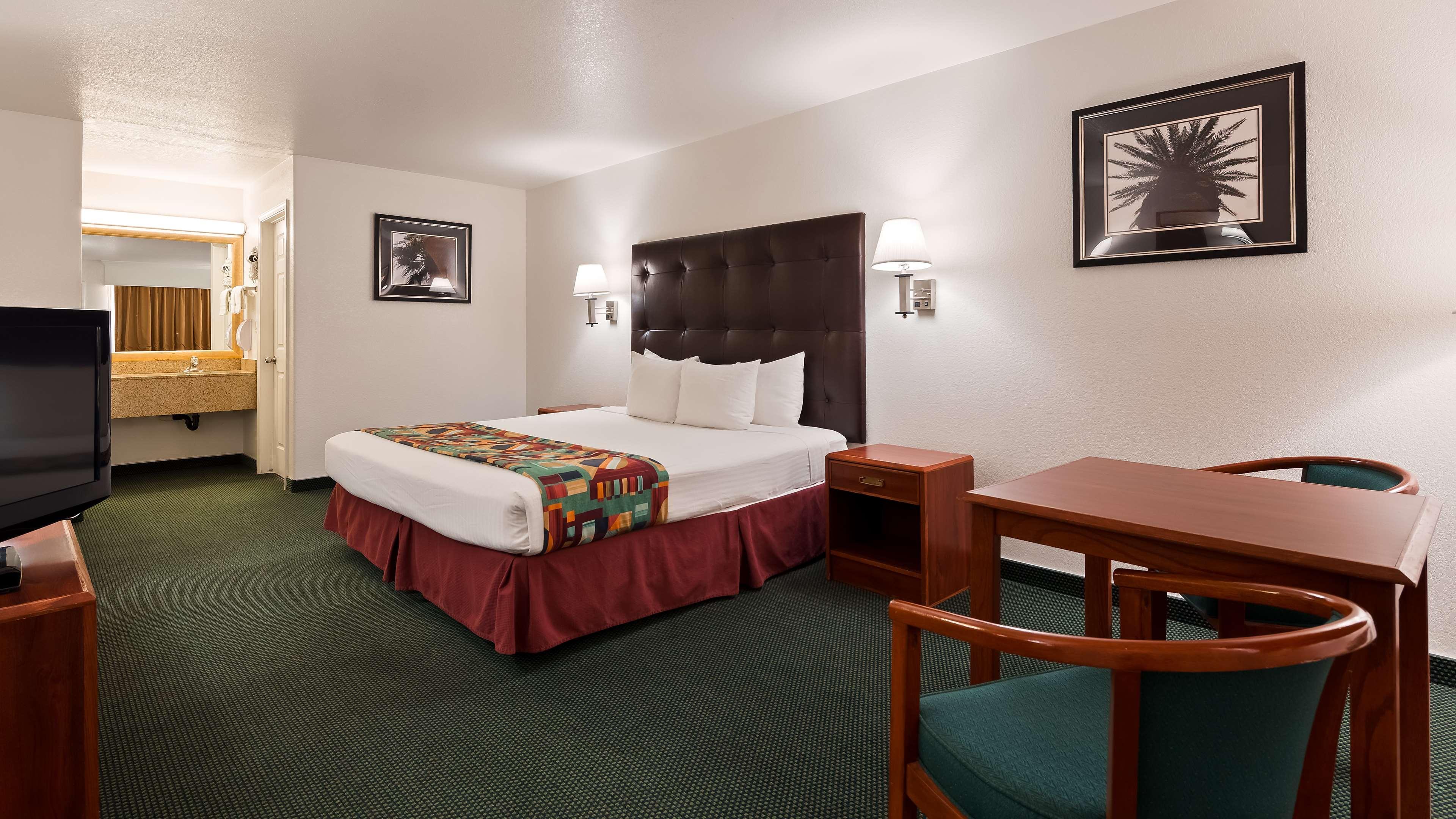 Best Western Colorado River Inn Needles Exteriör bild