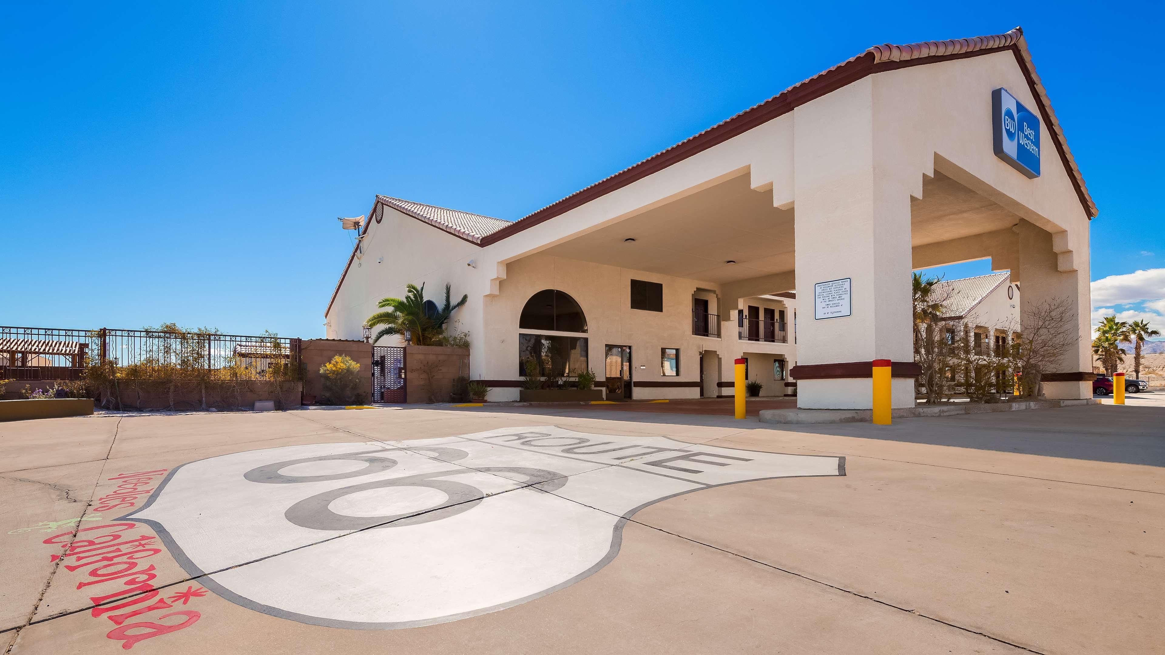 Best Western Colorado River Inn Needles Exteriör bild